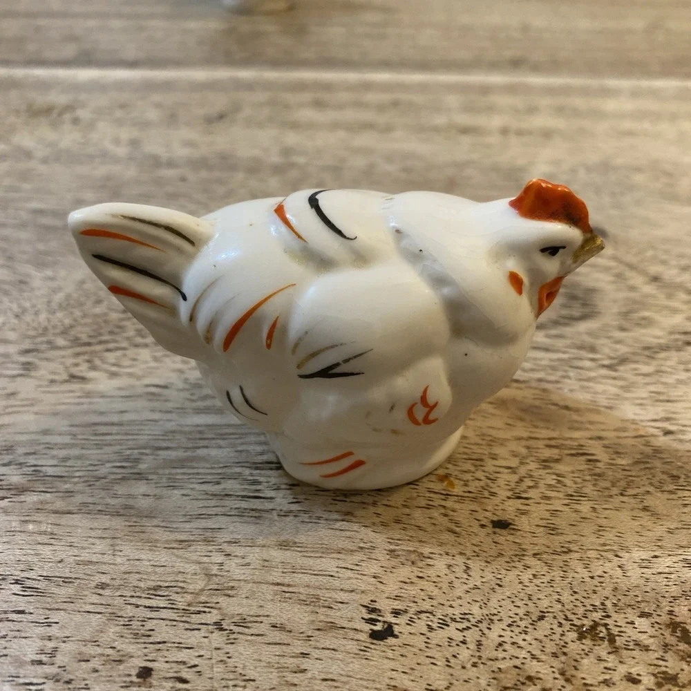 VTG Occupied Look Japan Chicken & Hen Salt and Pepper Shaker Kitchen Ceram Decor